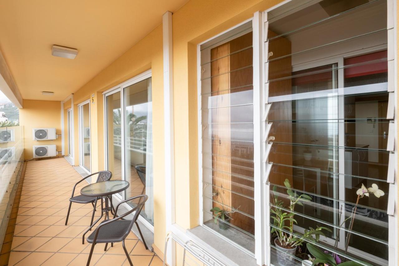 By The Sea II - Calmo Com Piscina E Vista Mar. Apartment Funchal  Exterior foto